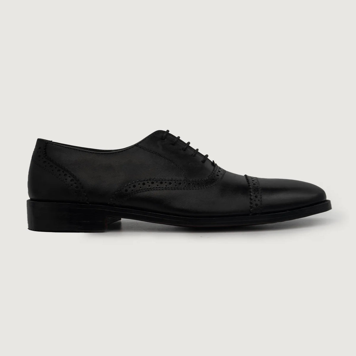Black Full-Grain leather Shoes - 굿이어 웰트 공법 및 앞코 토박스 디테일
