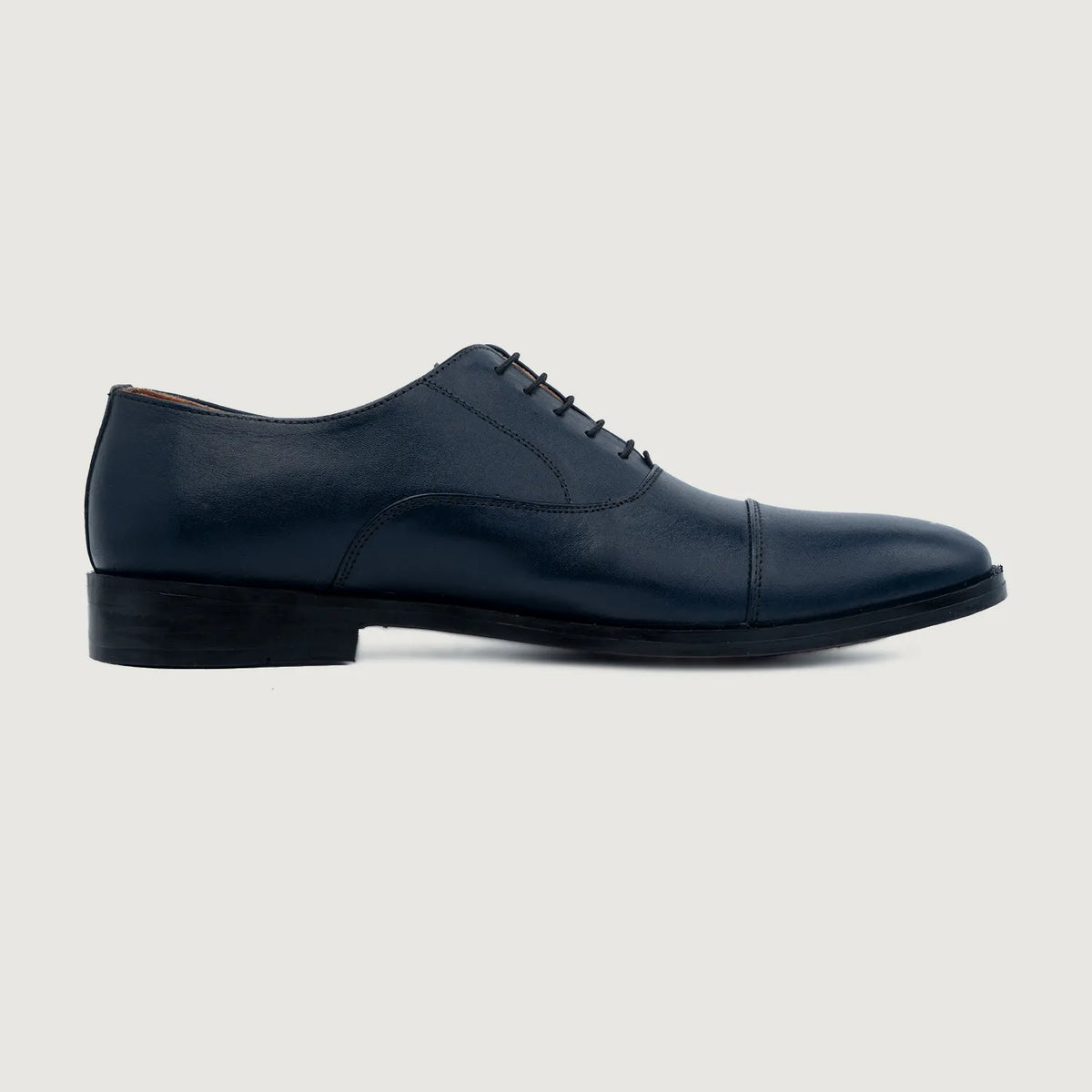 Midnight Blue Full-Grain leather Shoes - 굿이어 웰트 공법 및 앞코 토박스 디테일