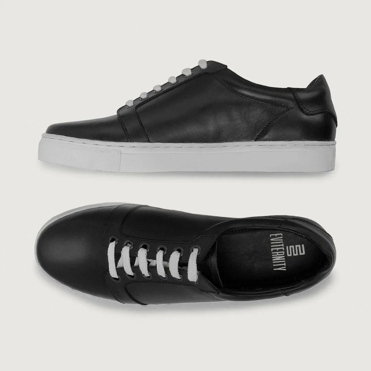High-Traction Rubber Outsole & Lug Tread Pattern on Carter Runn 블랙 가죽 스니커즈 남성용 For Men