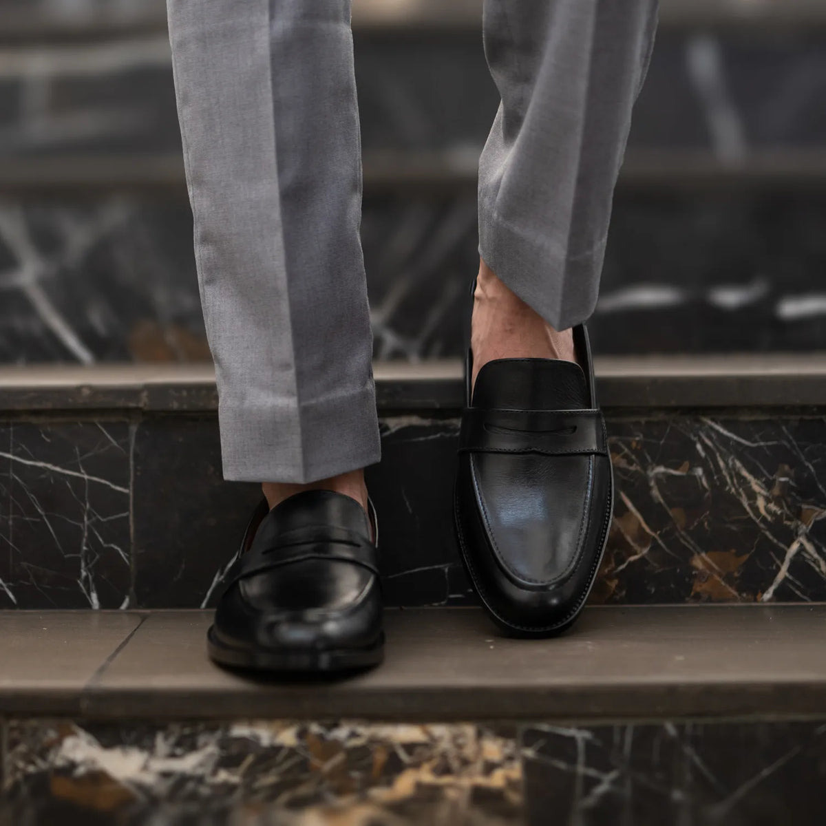 Orlaven Baxton 블랙 가죽 로퍼 남성용 footwear image 9