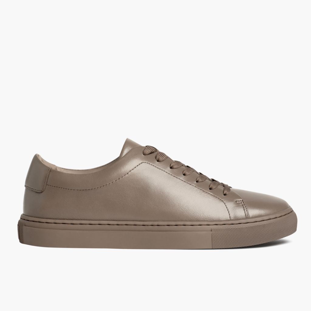 Classic Full-Grain leather Sneakers - 굿이어 웰트 공법 및 앞코 토박스 디테일