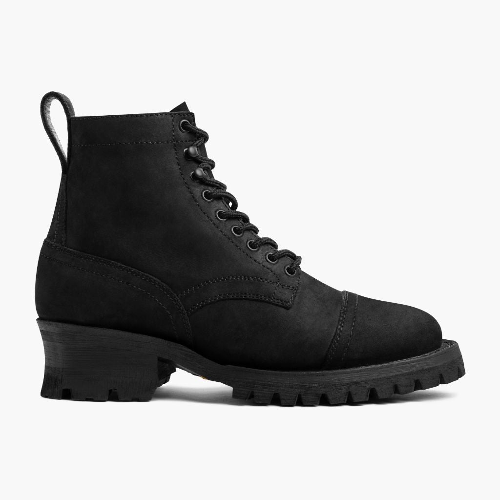 Black Full-Grain leather Boots - 굿이어 웰트 공법 및 앞코 토박스 디테일