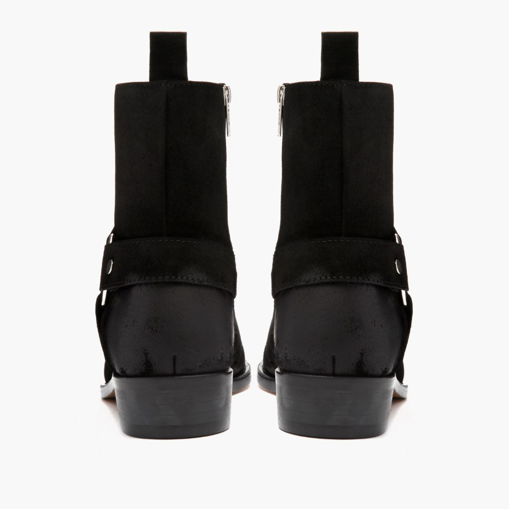 High-Traction Rubber Outsole & Lug Tread Pattern on Harness 블랙 Suede 가죽 부츠 남성용