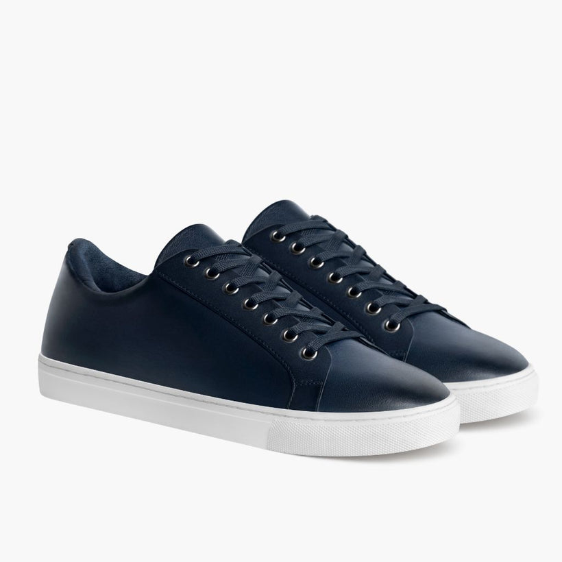 Premier Low Top Deep Blue Leather Sneakers 남성용