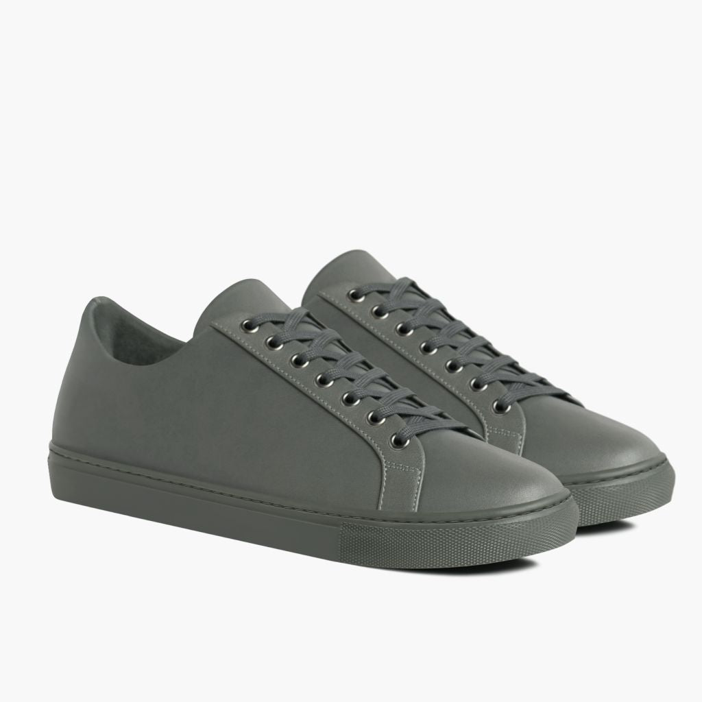 Premier Low Top Grey 가죽 스니커즈 남성용 For Men in Grey Full-Grain Leather - 측면 프로필 뷰 | 공식 온라인 스토어 구매