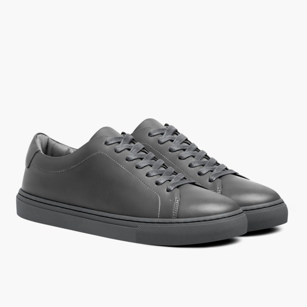 Encore Steel Grey 가죽 스니커즈 남성용 in Grey Full-Grain Leather - 측면 프로필 뷰 | 공식 온라인 스토어 구매