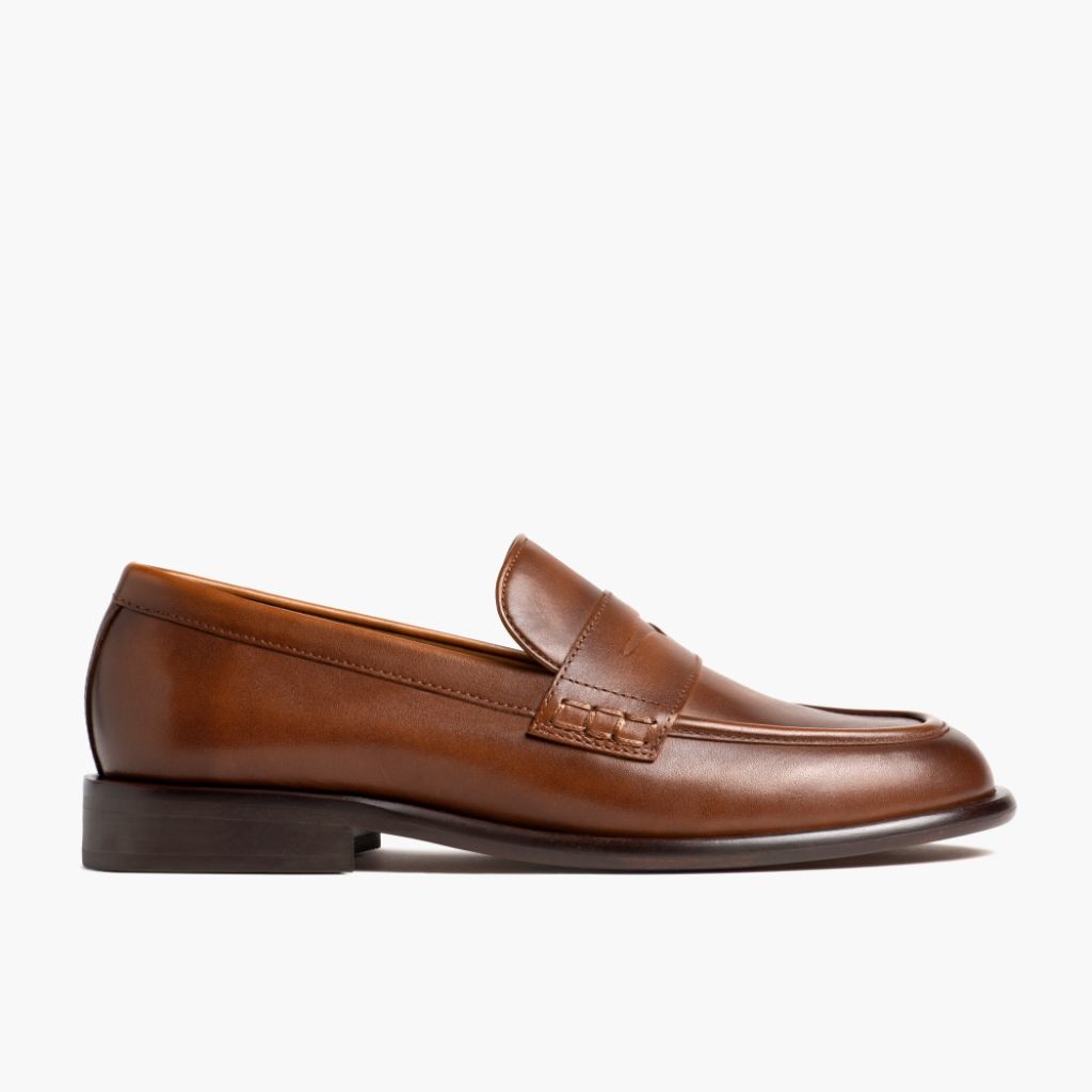 Classic Full-Grain leather Boots - 굿이어 웰트 공법 및 앞코 토박스 디테일