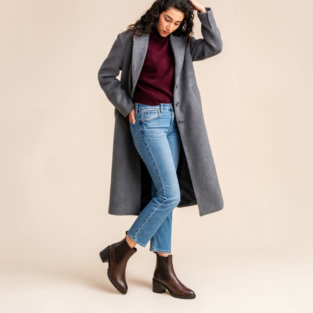 Cushioned Leather Insole & Ergonomic Arch Support Construction Detail