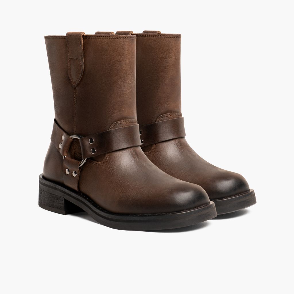 Classic Full-Grain leather Boots - 굿이어 웰트 공법 및 앞코 토박스 디테일
