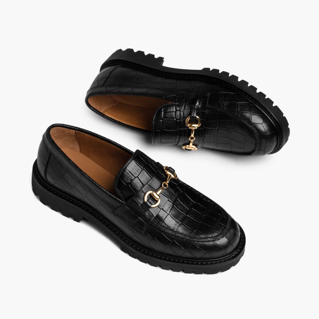 High-Traction Rubber Outsole & Lug Tread Pattern on Penny 블랙 & Gold Croco 가죽 로퍼 여성용