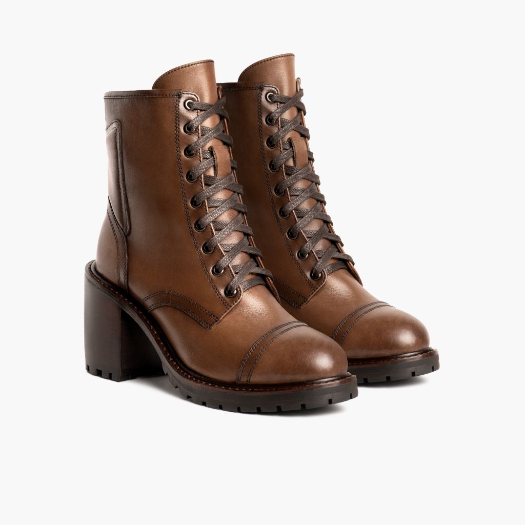 Classic Full-Grain leather Boots - 굿이어 웰트 공법 및 앞코 토박스 디테일
