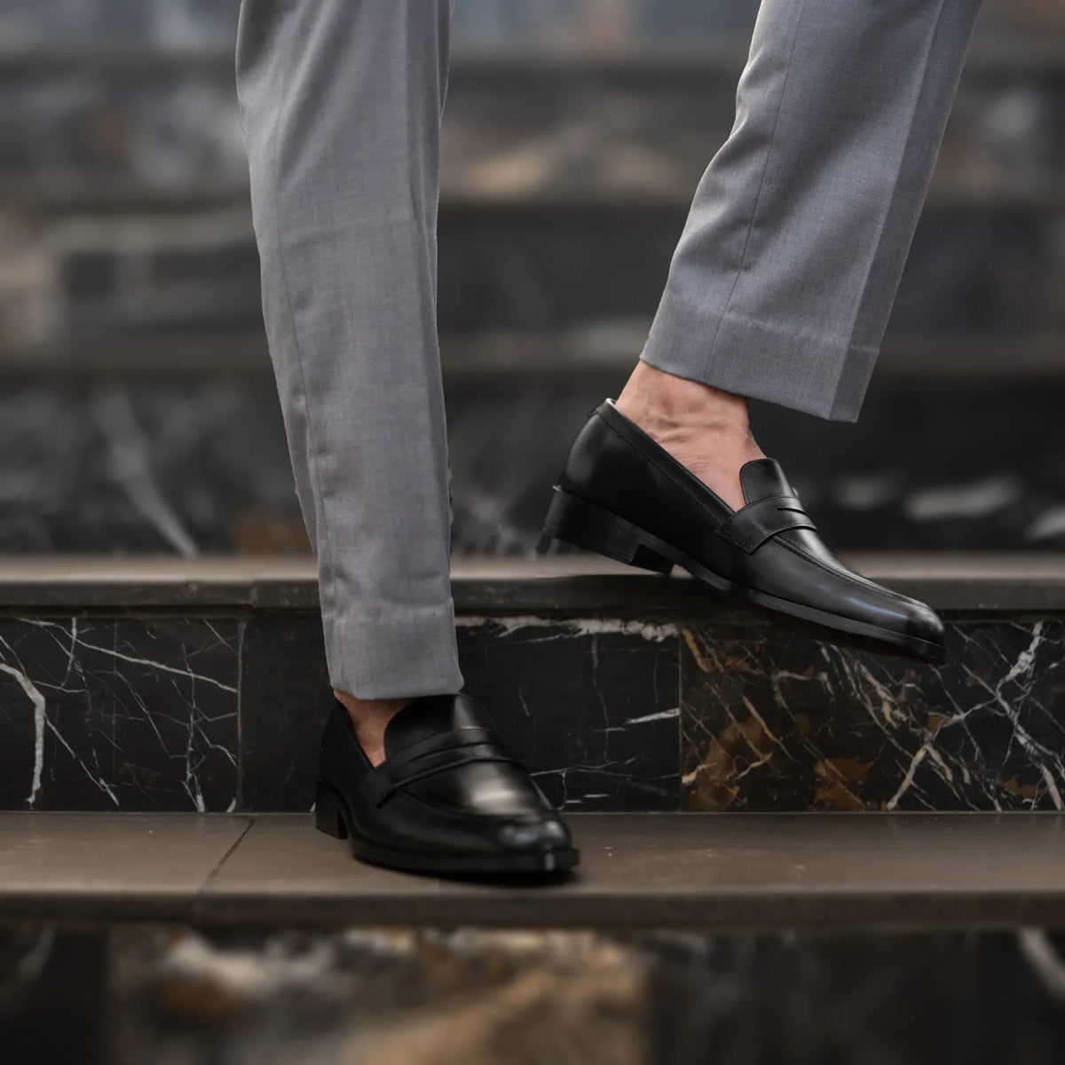 Orlaven Baxton 블랙 가죽 로퍼 남성용 footwear image 10