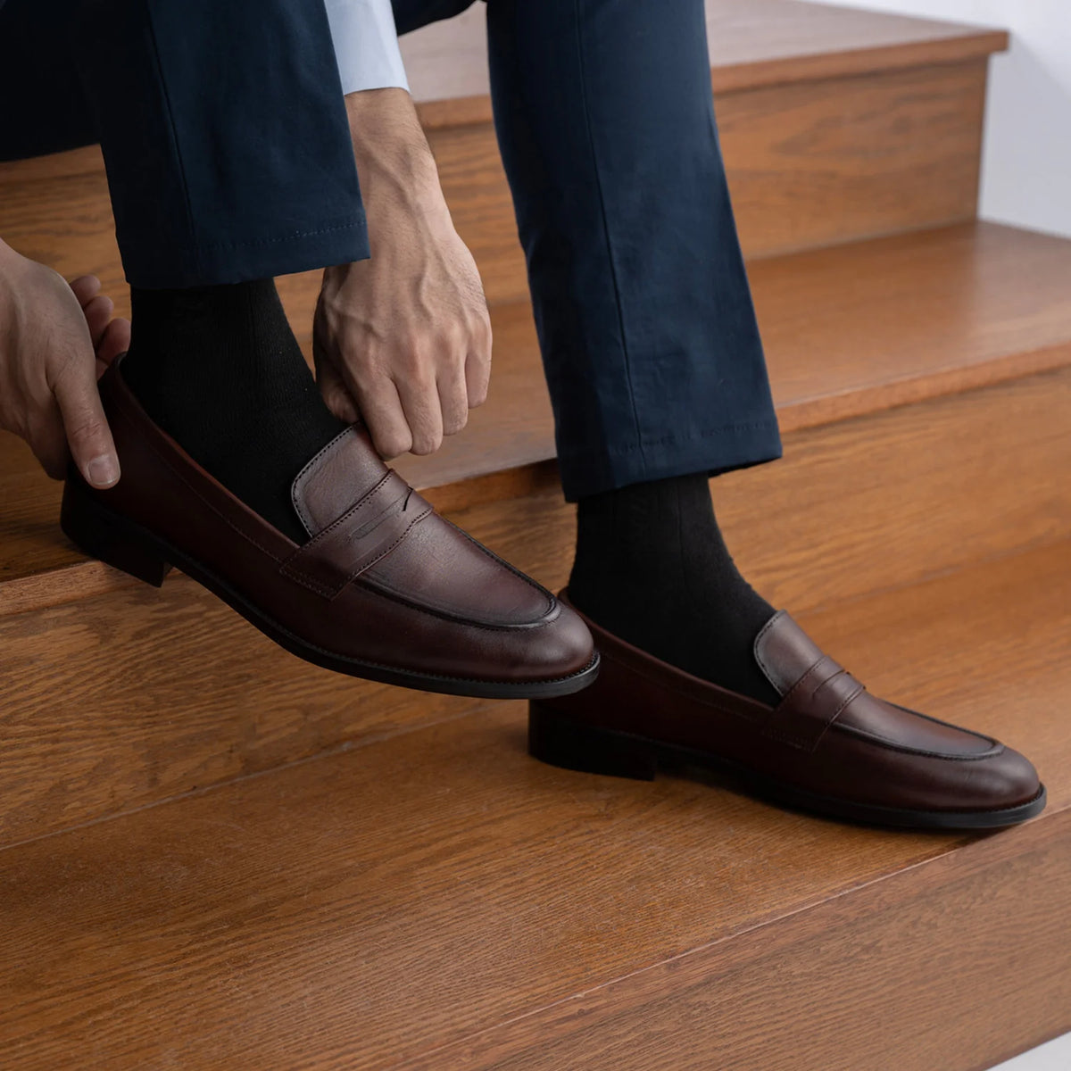 Orlaven Baxton Burnished 브라운 가죽 로퍼 남성용 footwear image 10