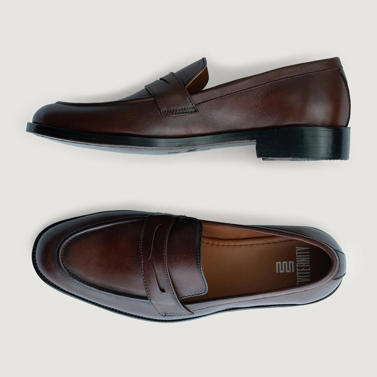 Baxton Burnished 브라운 가죽 로퍼 남성용 For Men - 보강된 힐 카운터 및 정밀 2열 스티치 디테일