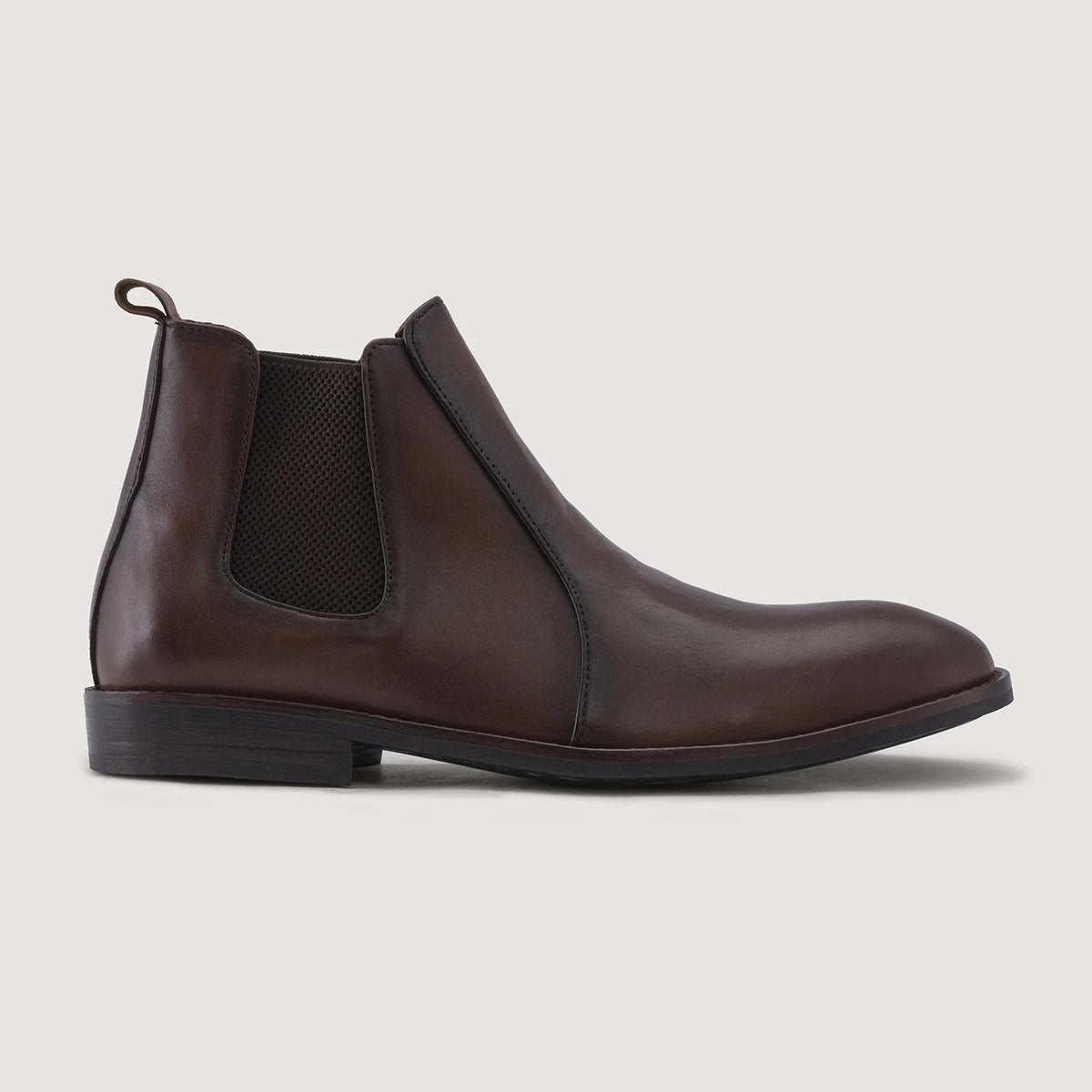Burnished Brown Full-Grain leather Boots - 굿이어 웰트 공법 및 앞코 토박스 디테일