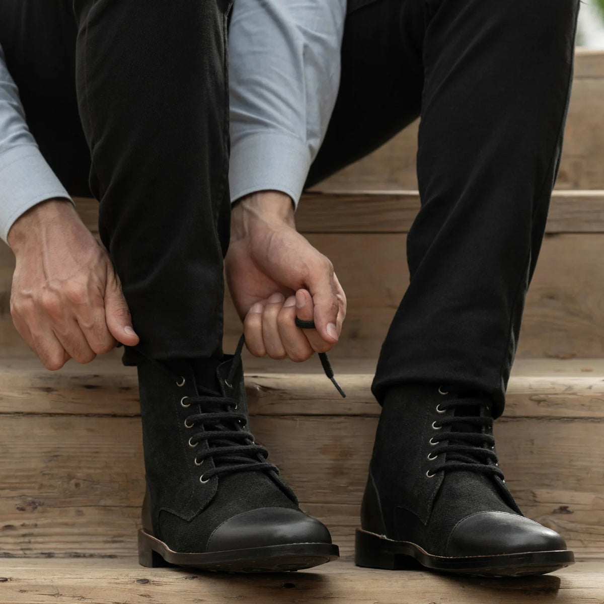 Orlaven Knight Derby Hybrid 블랙 가죽 부츠 - StudGuard 남성용 footwear image 10