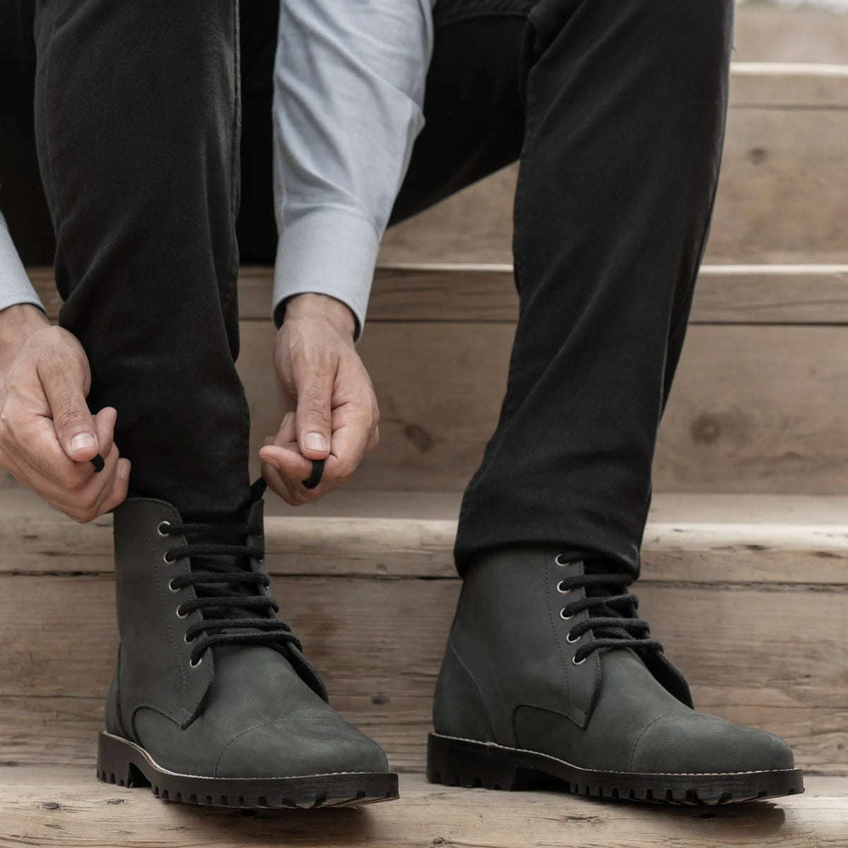 Orlaven Knight Derby Matte 블랙 Pullup 가죽 부츠 - TerraGrip 남성용 footwear image 10