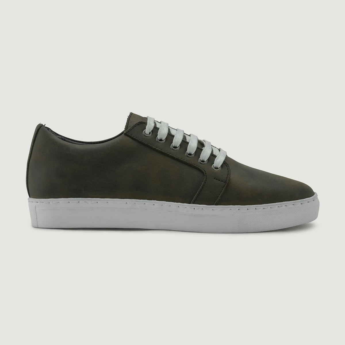 Olive Full-Grain leather Sneakers - 굿이어 웰트 공법 및 앞코 토박스 디테일