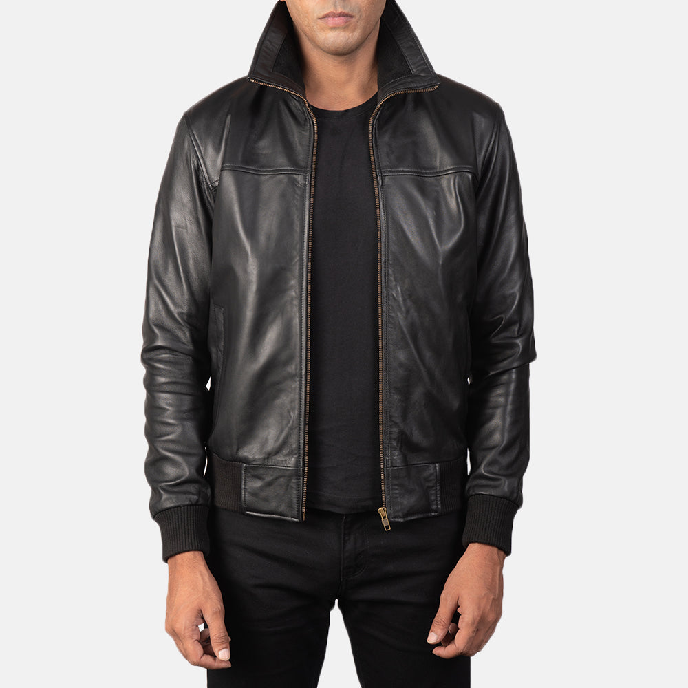 Men's Air Rolf 블랙 가죽 봄버 자켓 남성용 in Black Sheepskin Leather - Front Profile View &amp; Tailored Silhouette | Buy Online