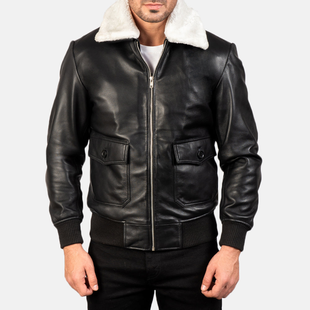 
클로즈업 상세 of Shirt with Removable Fur & Zipper Hardware on Airin G-1 Black & White Leather Bomber Jacket