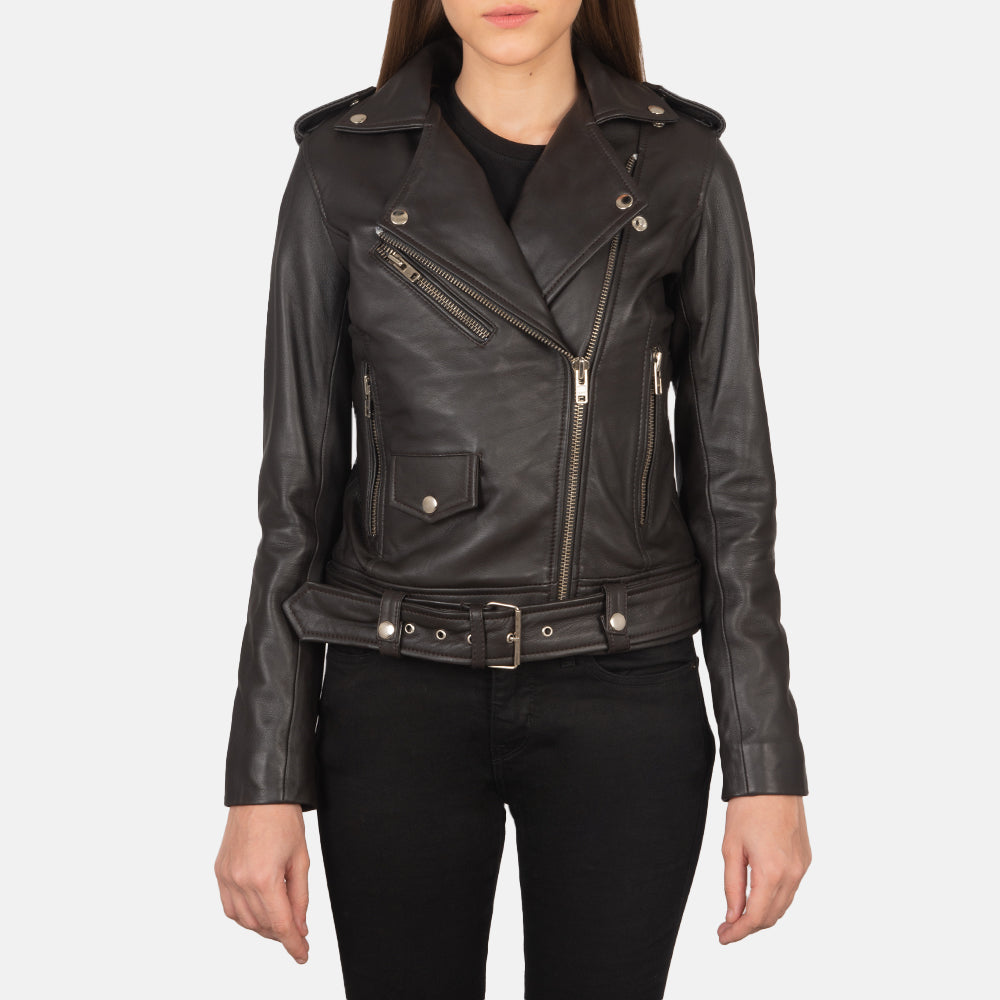 Close-Up Detail of Notch &amp; Zipper Hardware on Women's Alison 브라운 가죽 라이더 자켓 여성용