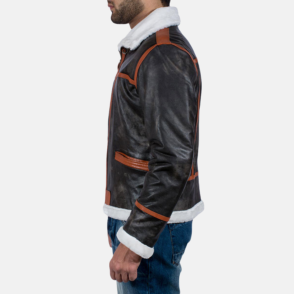 
클로즈업 상세 of High neck with Belt & Zipper Hardware on Alpine 브라운 Fur 가죽 자켓 남성용