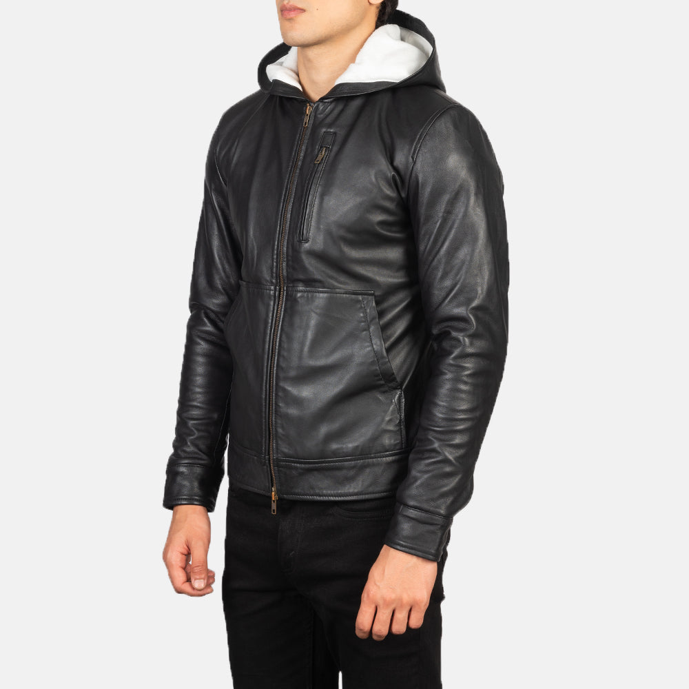 
Black Sheepskin Leather Bomber Jacket - 어깨 라인과 깔끔한 밑단이 돋보이는 뒷면 뷰