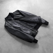 Styled Fit Perspective of Women's Bliss 블랙 가죽 봄버 자켓 여성용 on Model - Natural Daylight Drape