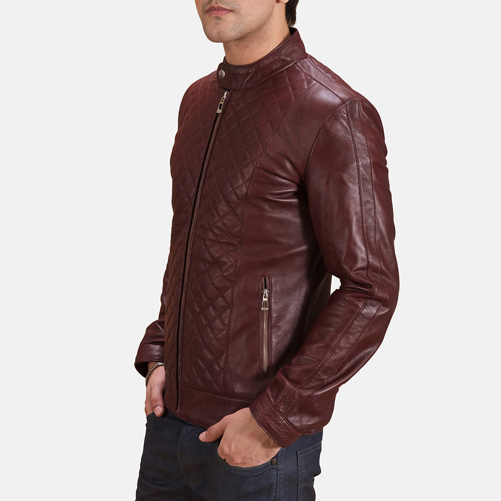 
Maroon Sheepskin Leather Biker Jacket - 어깨 라인과 깔끔한 밑단이 돋보이는 뒷면 뷰