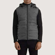 
클로즈업 상세 of Classic Collar & Zipper Hardware on Carlo Grey 후드 패딩 베스트 남성용