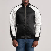 
Clarke 블랙 Varsity 가죽 자켓 남성용 in Black & White Satin - 정면 스타일 및 테일러드 실루엣 | 공식 온라인 스토어 구매