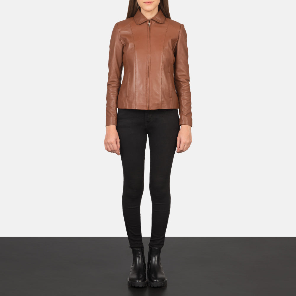 Women Colette 브라운 가죽 자켓 여성용 - Lateral Side Profile View Showing Sleeve Cut &amp; Athletic Taper Fit