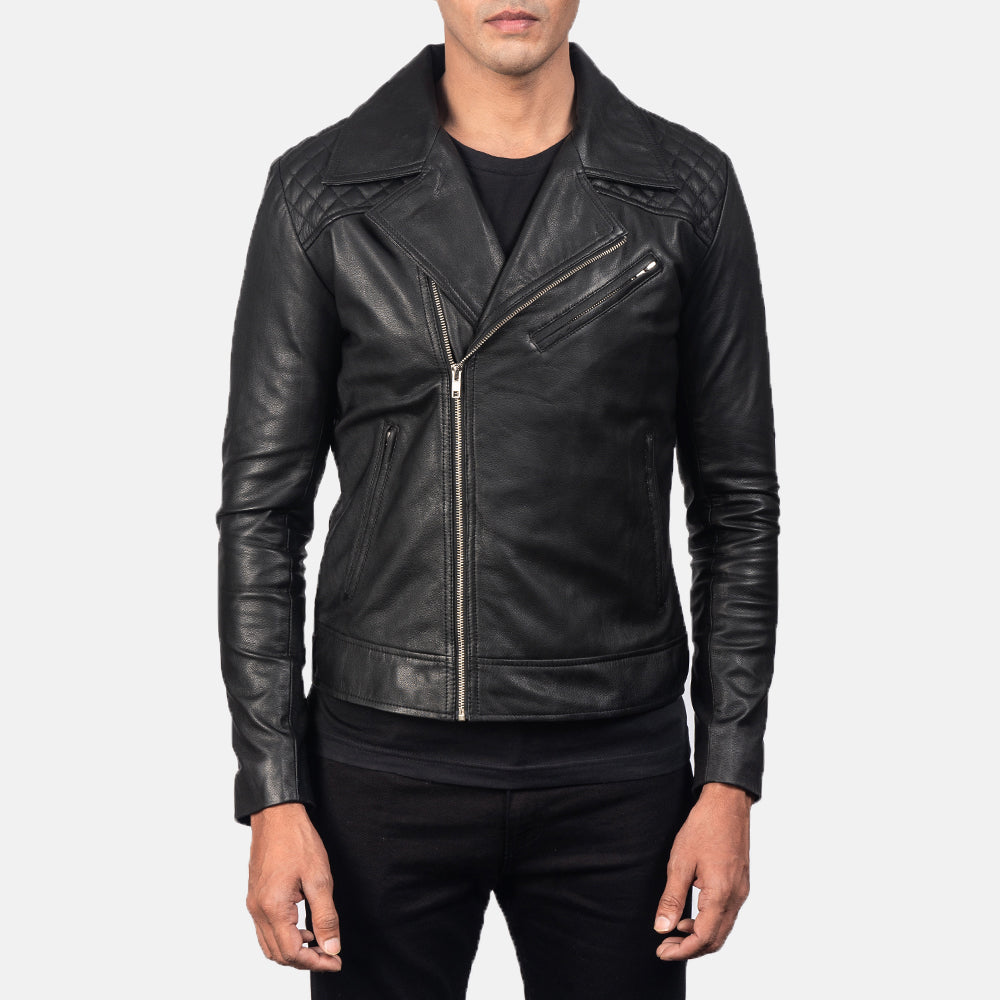 Danny Quilted Brown Leather Biker Jacket - 입체 소매 커팅과 슬림 테이퍼드 핏을 보여주는 측면 뷰