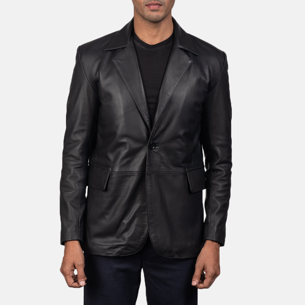 Men's Daron 블랙 가죽 테일러드 블레이저 남성용 in Black Sheepskin Leather - Front Profile View &amp; Tailored Silhouette | Buy Online