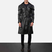 
Black Cowhide Leather Trench Coat - 어깨 라인과 깔끔한 밑단이 돋보이는 뒷면 뷰