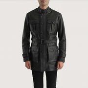Close-Up Detail of High neck with Belt &amp; Snap button Hardware on Dolf 블랙 가죽 자켓 남성용