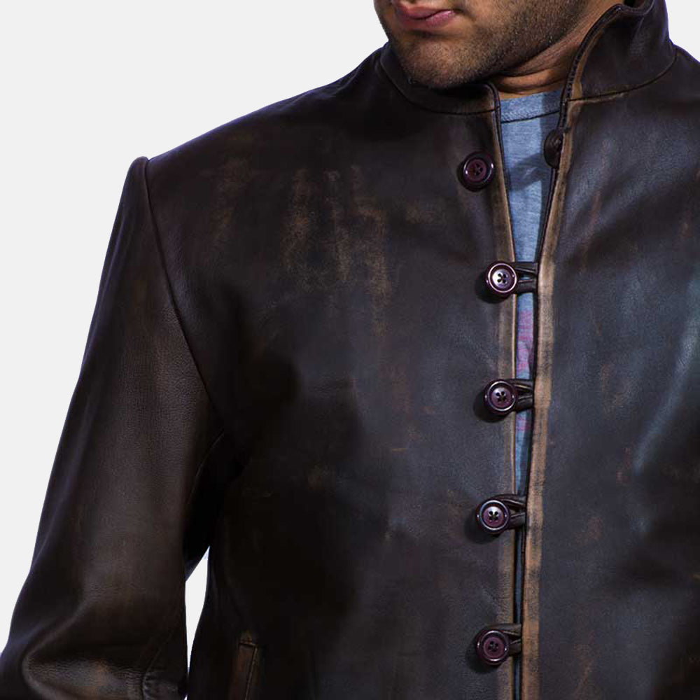 Men's Drakeshire 브라운 가죽 자켓 남성용 - Lateral Side Profile View Showing Sleeve Cut &amp; Athletic Taper Fit