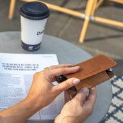 Cognac Glasses Case Maplewood 여성용, detail view 1