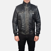 
Glen Street 블랙 가죽 항공 점퍼 봄버 남성용 in Black Cowhide Leather - 정면 스타일 및 테일러드 실루엣 | 공식 온라인 스토어 구매