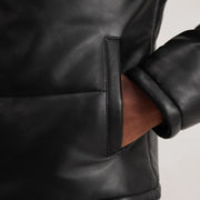
내부 라이닝 뷰 Showing Polyester Lining & 내부 수납 포켓 2개