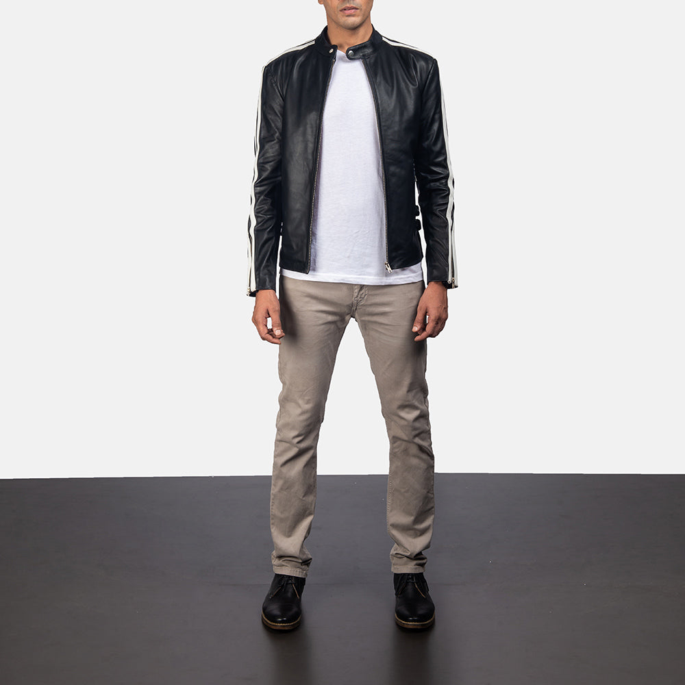Hank 블랙 가죽 라이더 자켓 남성용 - Lateral Side Profile View Showing Sleeve Cut &amp; Athletic Taper Fit