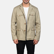 Kajetan Beige Safari 가죽 자켓 남성용 in Beige Poly-Cotton - Front Profile View &amp; Tailored Silhouette | Buy Online