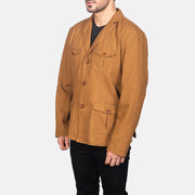 
Khaki Poly-Cotton Leather Blazer - 어깨 라인과 깔끔한 밑단이 돋보이는 뒷면 뷰