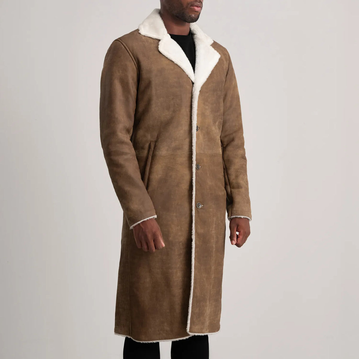 
Distressed Brown Sheepskin Snuffed Aviator Jacket - 어깨 라인과 깔끔한 밑단이 돋보이는 뒷면 뷰