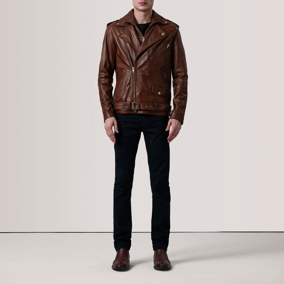 
Distressed Brown Sheepskin Burnished Biker Jacket - 어깨 라인과 깔끔한 밑단이 돋보이는 뒷면 뷰
