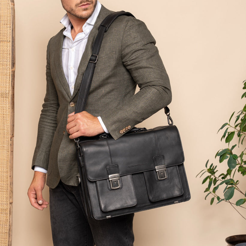 Springfield Full-Grain Leather Briefcase 여성용