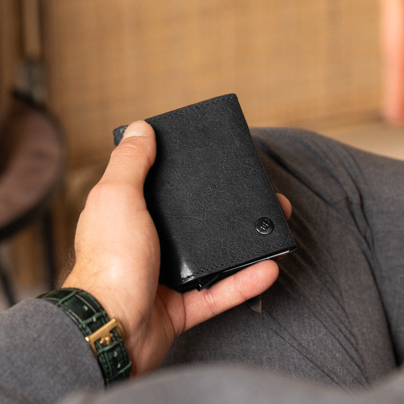 Gabriela Full-Grain Leather Card Holder 여성용