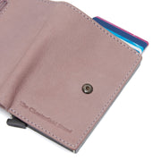 
내부 라이닝 뷰 Showing Dedicated Padded Laptop Sleeve & Multi-Compartment Organization