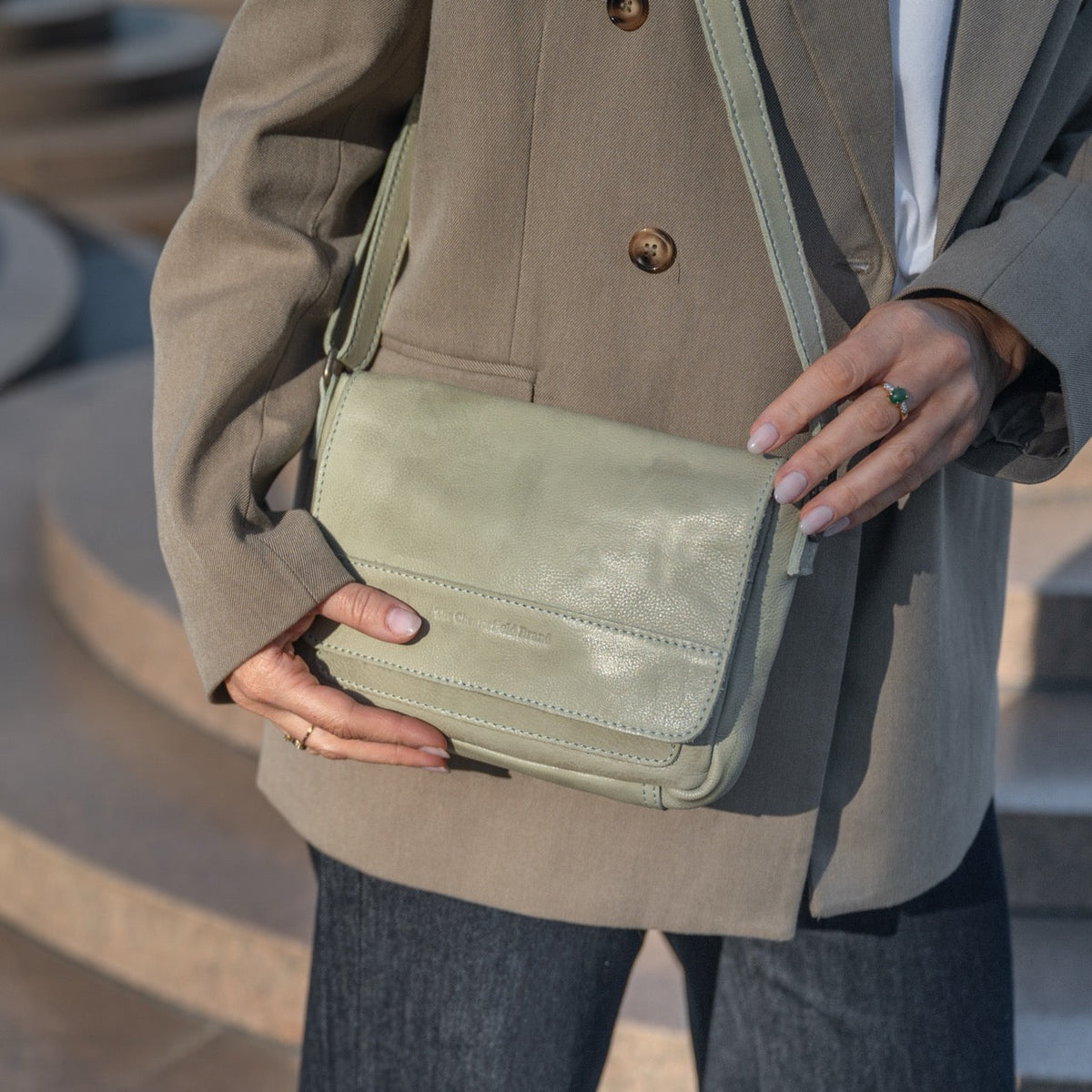 Ann Full-Grain Leather Crossbody Bag 여성용 – alternate product view 2