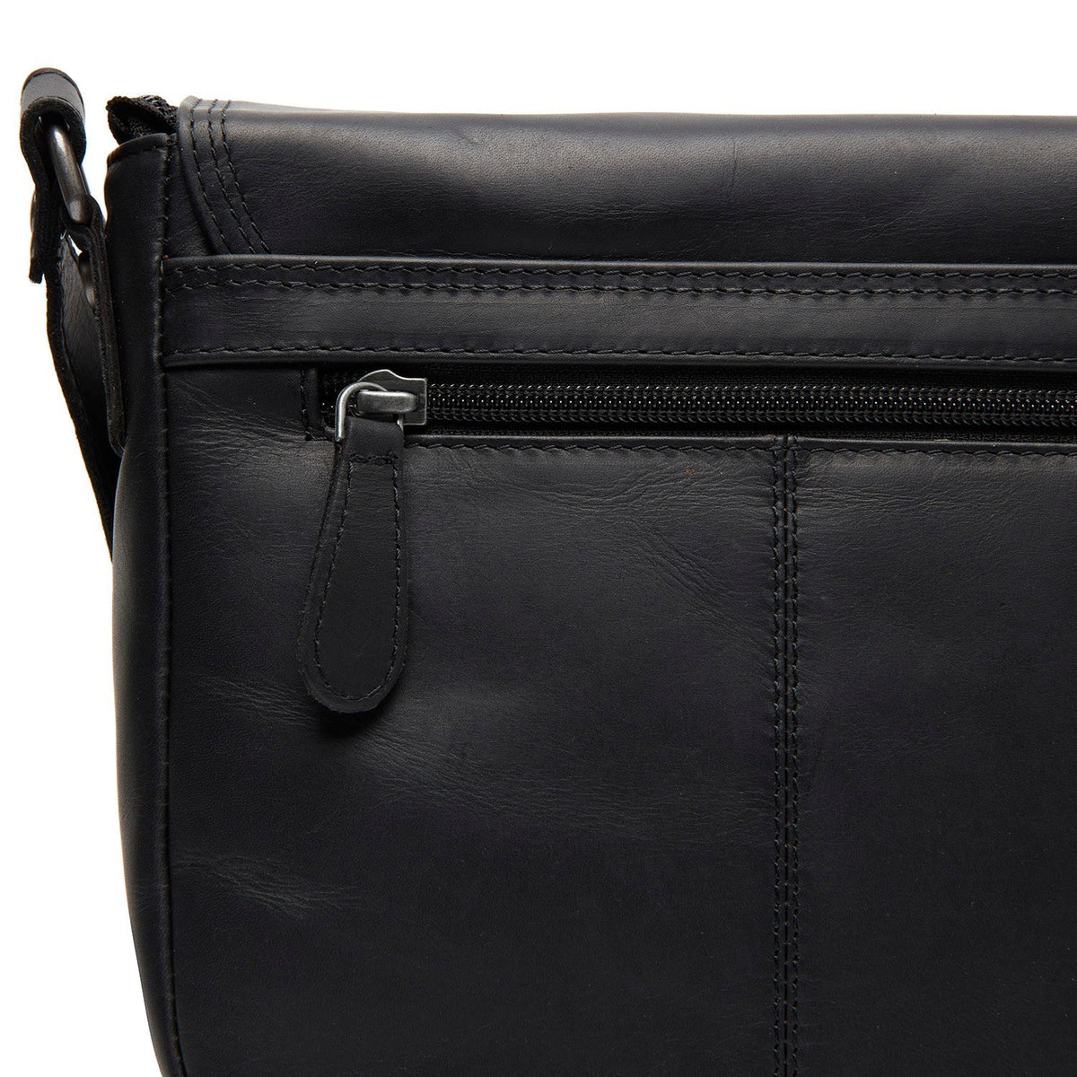
내부 라이닝 뷰 Showing Dedicated Padded Laptop Sleeve & Multi-Compartment Organization